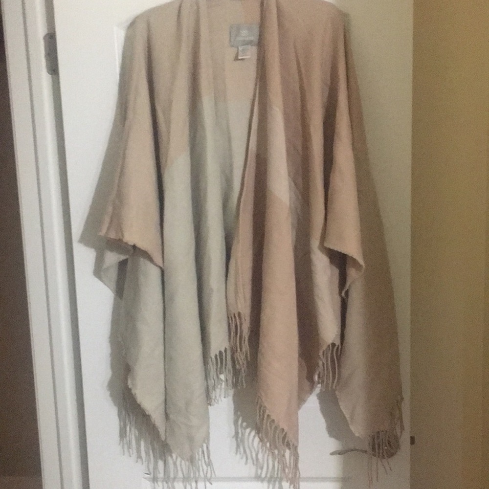 SOIA & KYO Shawl/wrap - Picture 2 of 4